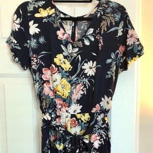 LOFT Jumpsuit, navy blue floral, size 4 R
